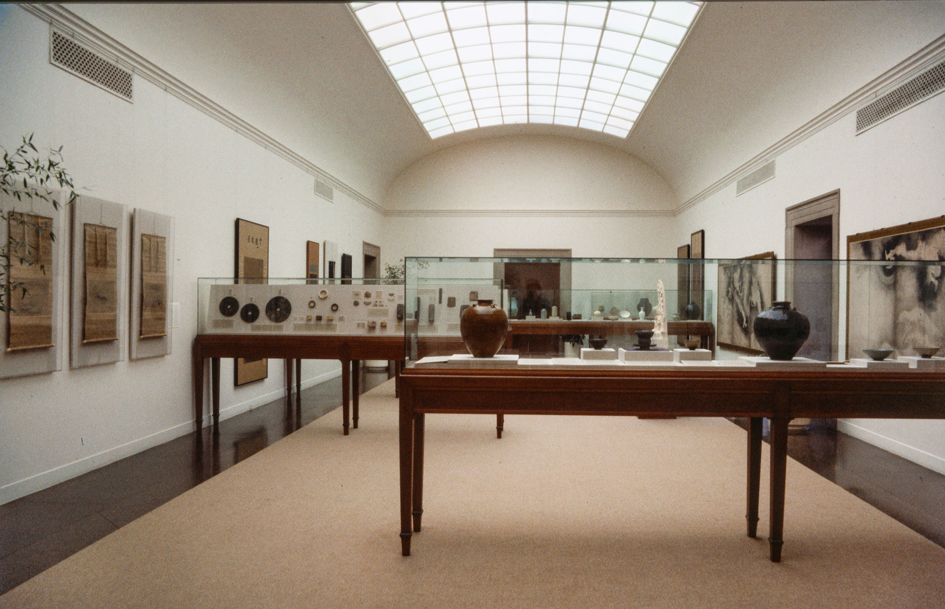 Fig. 8 View of Freer Gallery 13 during Studies in Connoisseurship: 1923–1983 exhibition